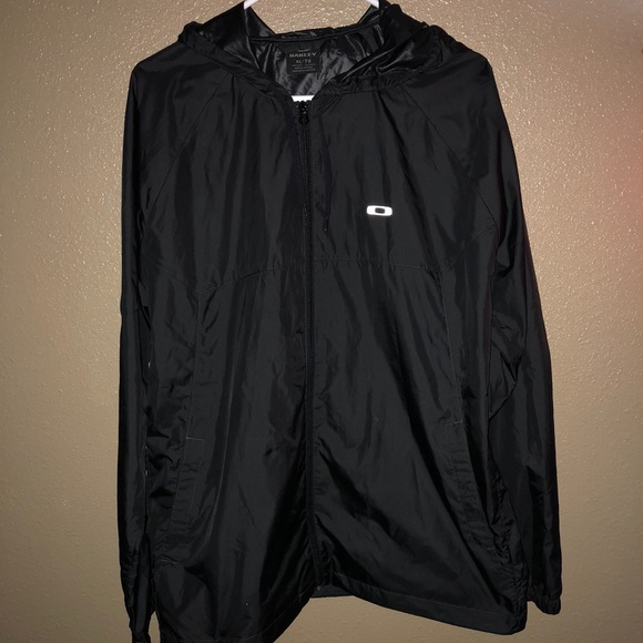 oakley windbreaker jacket